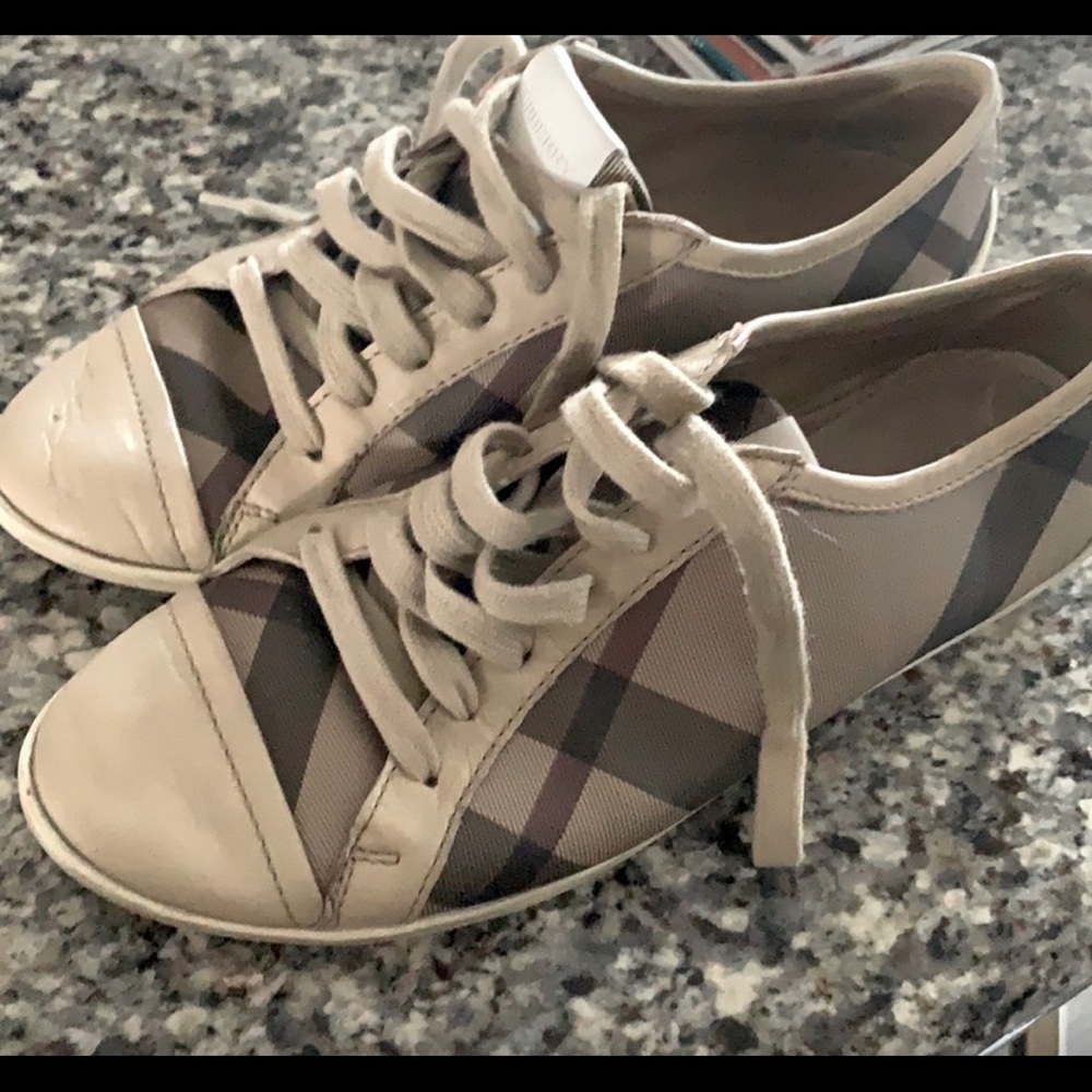 Burberry sneakers